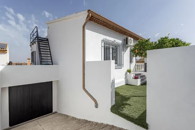 Casa en venta en Monachil (Granada) – Amplia, luminosa y con gran potencial — 33