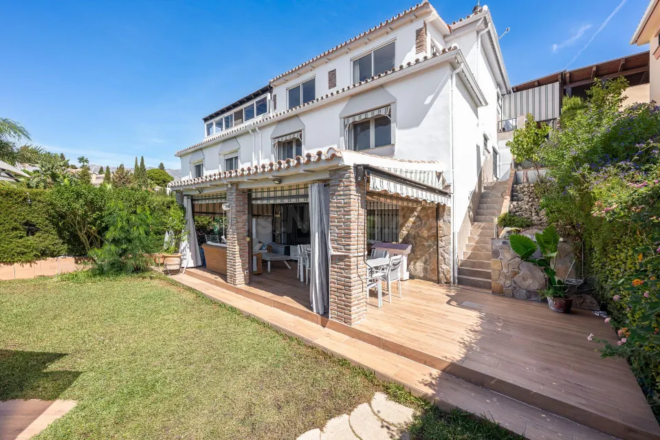 Elegancia, amplitud y luz: el hogar familiar que lo tiene todo en Fuengirola y Mijas Costa