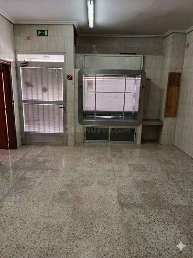 Local comercial y vivienda unifamiliar independiente - foto 3