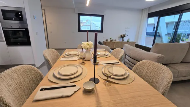 Vivienda AMUEBLADA ,,con gran terraza de 40 metros — 8
