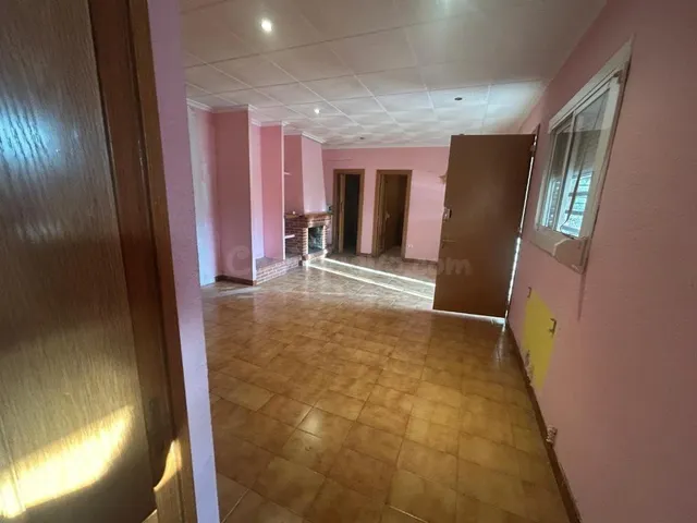Casa en Daltmar, Olerdola - Ideal para familias jovenes. - foto 3