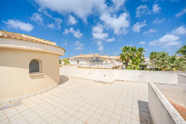 Villa 3 habitaciones 151m² en venta - Doña Pepa — 40