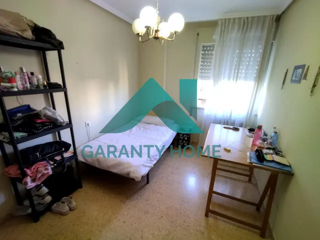 ¡AMPLIO PISO EN VENTA EN ANTONIO HURTADO, CÁCERES! — 29