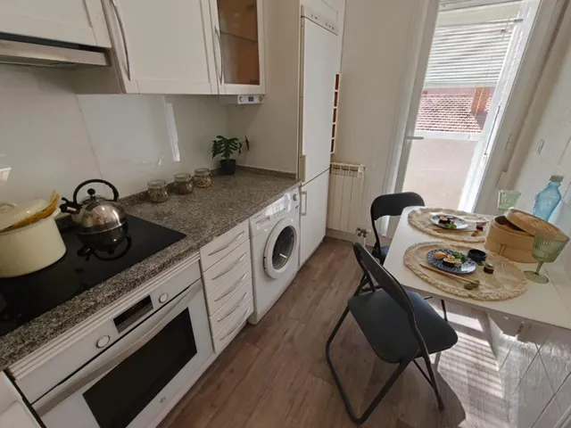 ENAMORATE A UN PESTAÑEO ¡Tu nuevo hogar en Villaobispo te está esperando! ✨ — 25