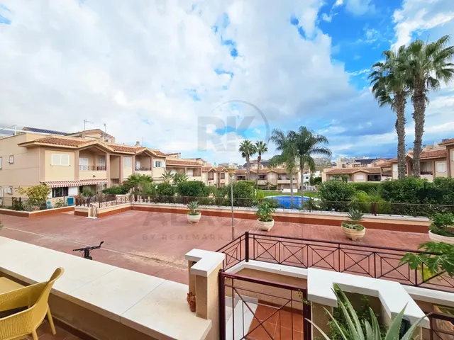 Beautiful 3-Bedroom Corner Bungalow with Private Garden and  - foto 4
