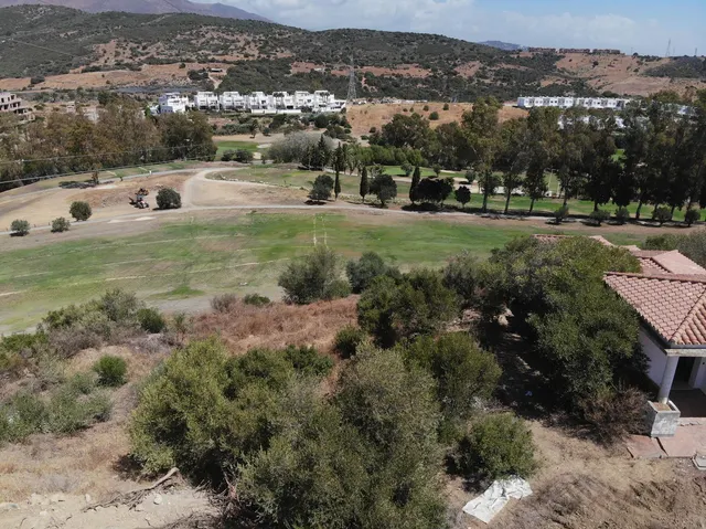 Terreno edificable primera línea golf Estepona Costa del Sol - foto 5