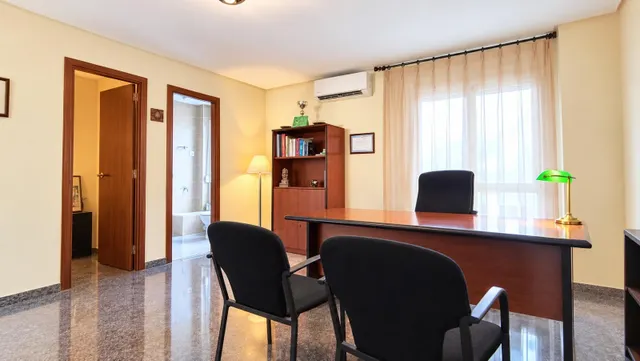 Moderna Oficina en Elche - Ideal para Tu Negocio — 6