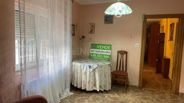 SE VENDE CASA EN MADRIGUERAS, ALBACETE.