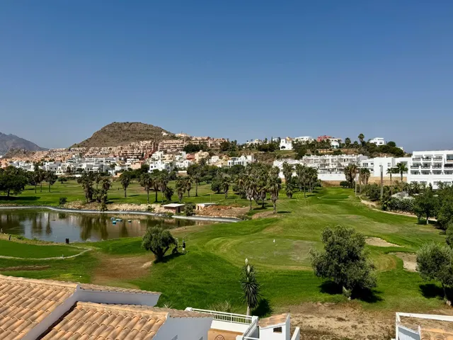 Atico en Venta 3 dormitorios  con espectacular solárium y vi