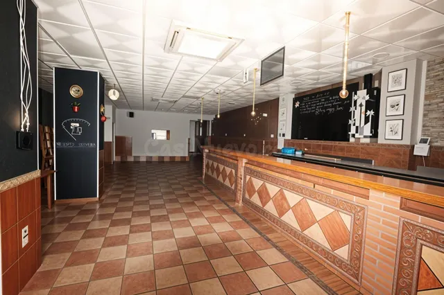 Local comercial 148m² en venta - Alcalde L. Uruñuela - Palac - foto 5