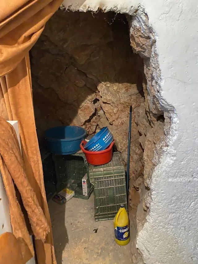 CASA CUEVA PARA PEQUEÑA REFORMA — 9
