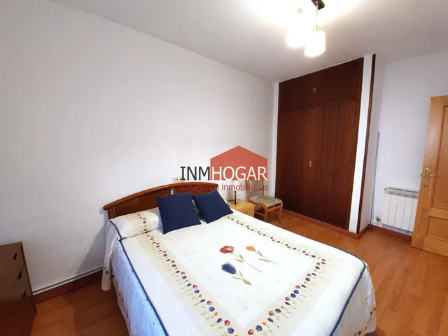 Planta baja reformada con patio en Sanchidrián, Ávila, al lado de la plaza — 11