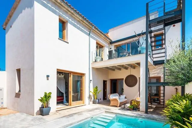 Exclusiva propiedad de nueva construcción y acabados premium - foto 3