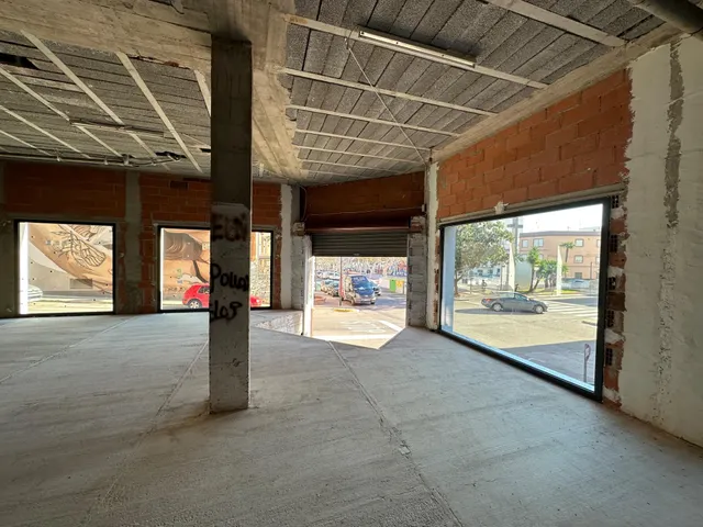 Gran local comercial con vistas al Paseo Cervantes de Pego — 6