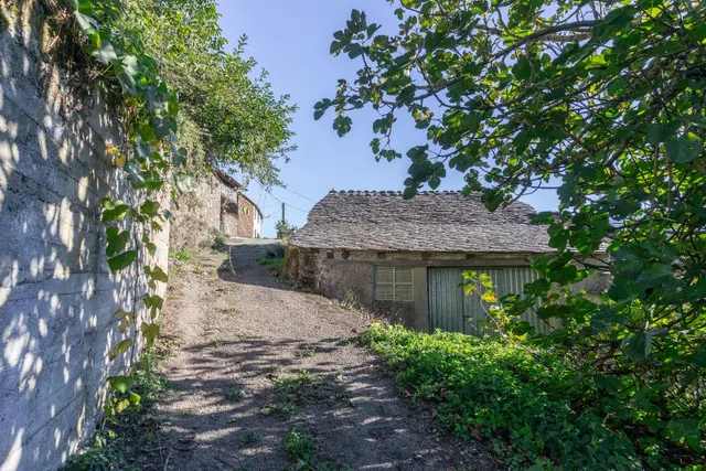 Finca rústica en el corazón de la montaña gallega — 43