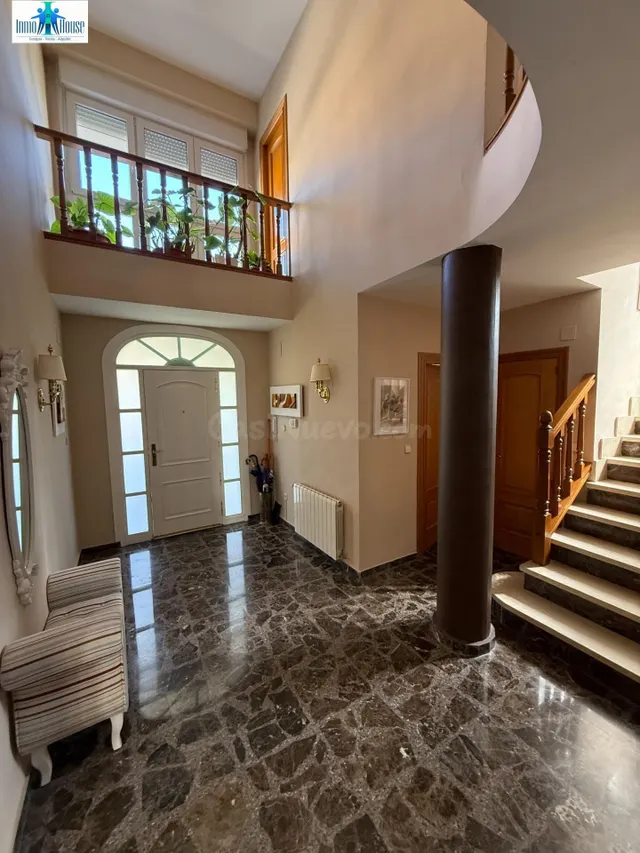 INMOHOUSE VENDE PAREADO — 2