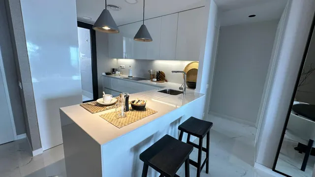 Apartamento de 2 dormitorios listo para entrar a vivir en Playa de Poniente(Benidorm) — 7