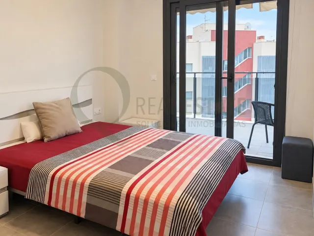 Piso en Arenales del Sol con terraza y vistas al mar — 23