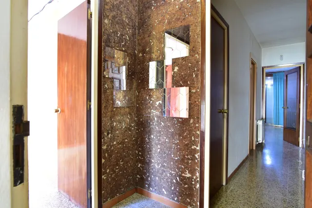 Casa con gran garaje de 154 m2 y terrazas en el centro de Sant Vicenç dels Horts — 20