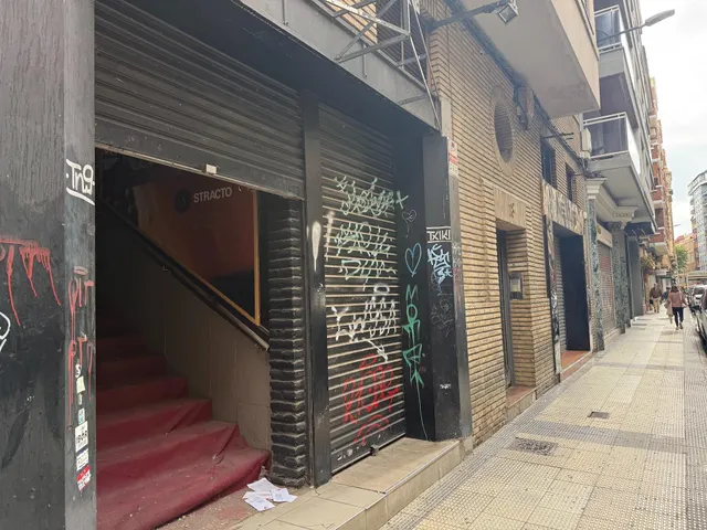 Local comercial 273m² en alquiler - Universidad San Francisco — 24