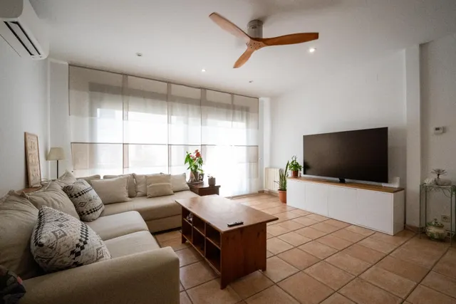 CASA EN VENDA ZONA CENTRE - MARÍTIM — 42