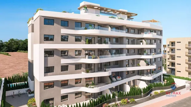 Nuevo apartamento de 2 habitaciones y 2 baños en el Ocean Dr