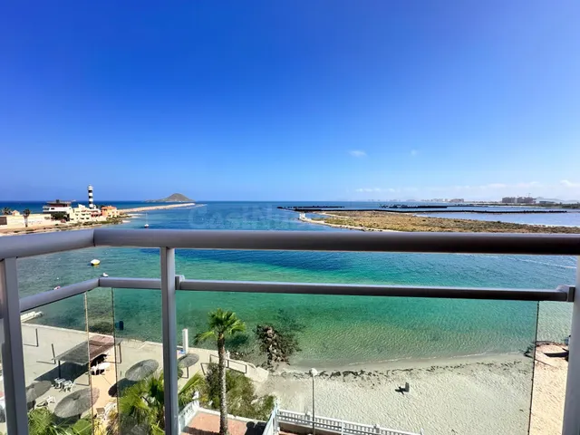 EXCLUSIVO APARTAMENTO CON VISTAS AL MAR - foto 2
