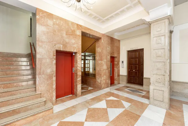 Gran vivienda en Plaza Los Campos - 7 habitaciones — 6