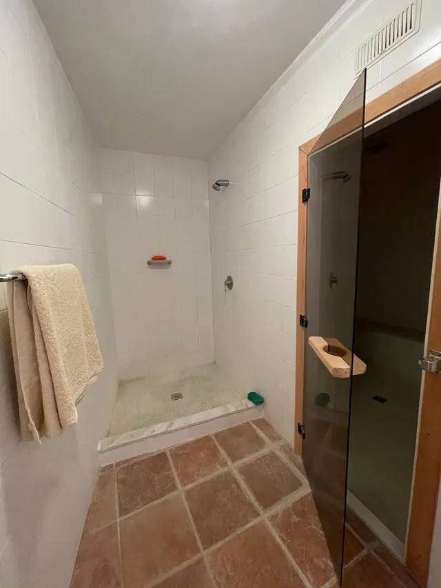 Exclusiva villa en Mijas Golf con vistas a la montaña y piscina privada — 26