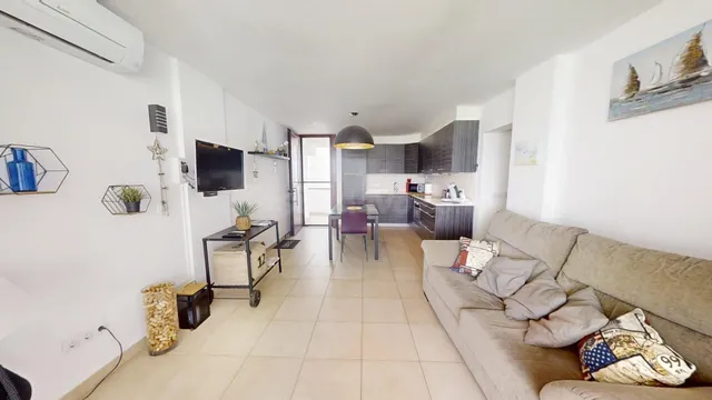 Apartamento de 3 habitaciones con terraza – Vistas al canal  - foto 3