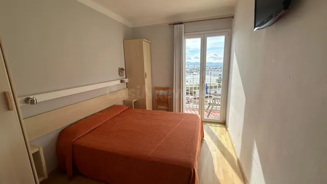 HOSTAL EN 1º LINEA DE MAR - foto 4