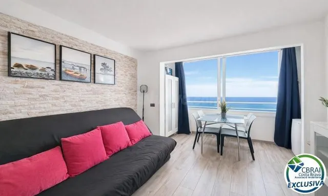 Estudio con cabina y vista al mar con LICENCIA TURÍSTICA. - foto 2