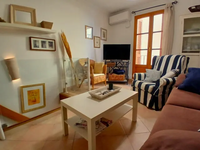 ELEGANTE CASA A 180M DE LA PLAYA EN EL CENTRO DE VINARÒS