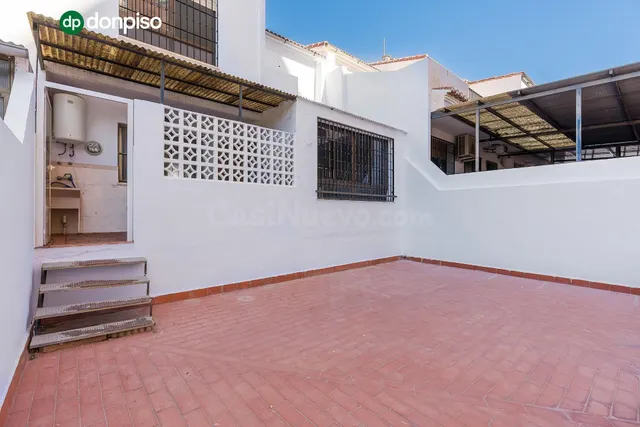 CASA ADOSADA EN MOTRIL - foto 4