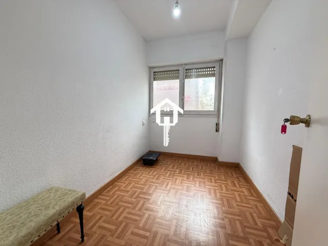 Piso en venta en Alicante, 80m2, 3 habitaciones, 1 baño, segunda planta con ascensor,zona santo domingo — 32