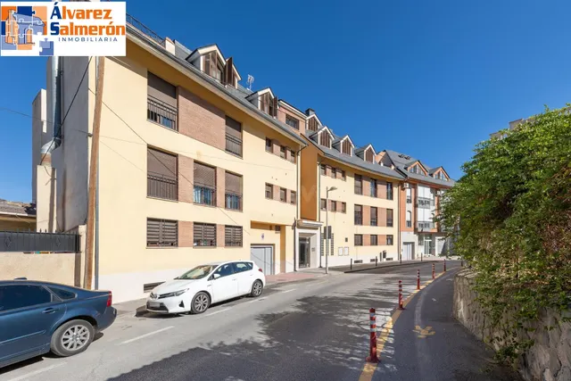 ÁTICO DÚPLEX EN EL BARRIO DE MONACHIL.