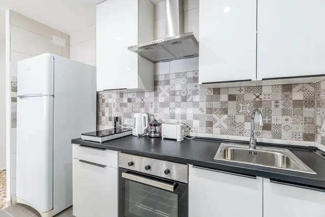 Apartamento con terraza, Alicante, Torrevieja, Playa del Cura. 3 habitaciones, 72 m2, 130 metros del mar — 7