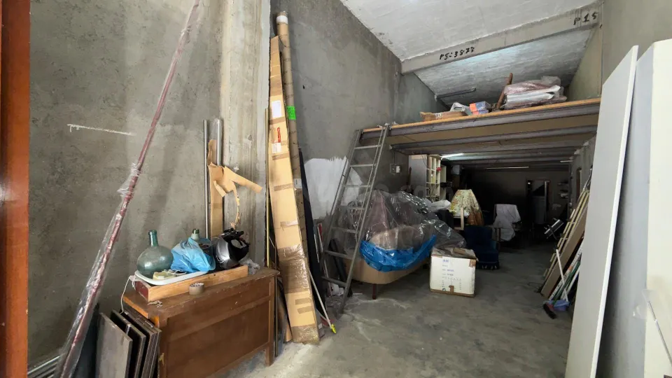 ¡Construye tu nuevo hogar o inversión en este amplio local en venta!