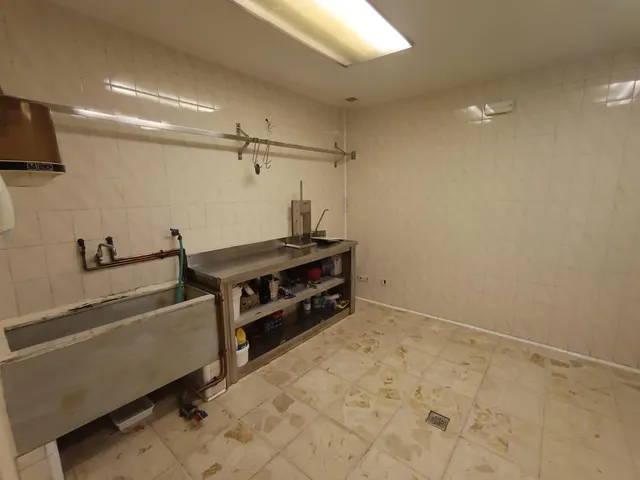 Alquiler de local preparado como carniceria — 7