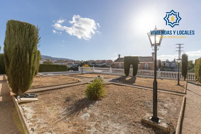 ¡MAGNIFICO CHALET INDEPENDIENTE CON CALIDADES ESPECTACULARES Y PISCINA PRIVADA EN GOJAR! — 48