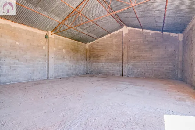 Finca en Atarfe con dos naves y cobertizo — 10