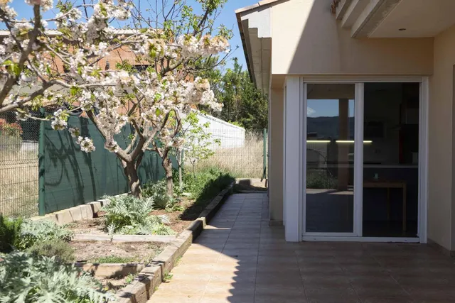 Fantástica torre en venta con jardín en Jorba-Urb. Pla de Torruella (BCN) — 11