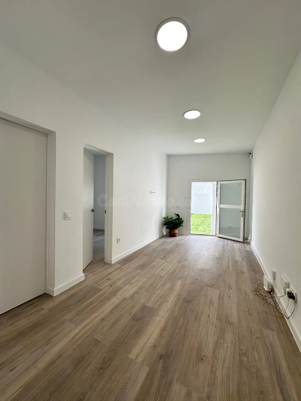 PLANTA BAJA REFORMADA CON PATIO EN MOLLET