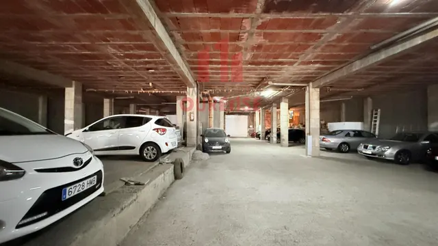 GRAN LOCAL COMERCIAL PRÓXIMO AL CENTRO HOSPITALARIO UNIVERSI - foto 2