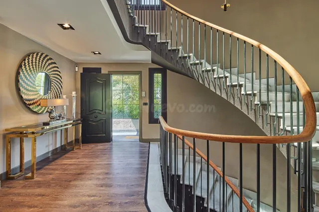 ¡Exclusivo Chalet de Lujo totalmente reformado y equipado pa - foto 4