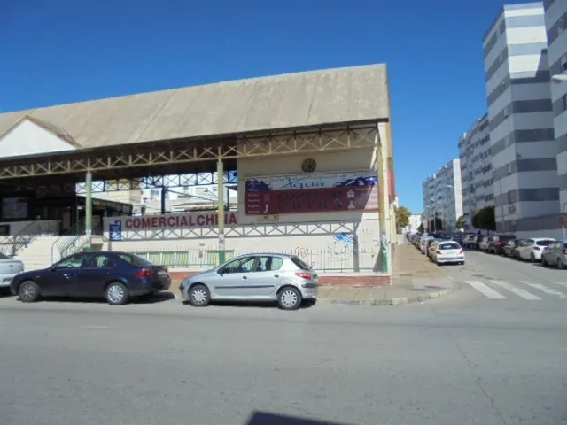 GRAN LOCAL COMERCIAL LOS NARANJOS — 18