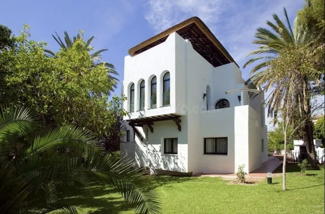 Villa 4 habitaciones 320m² en alquiler - Marbella - foto 3
