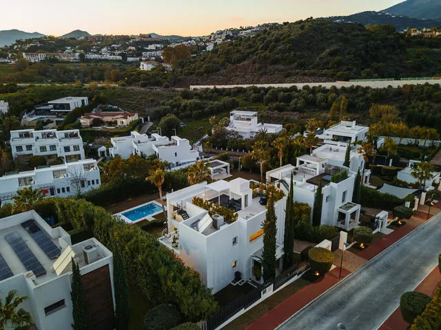 Chalet 6 habitaciones 552m² en venta - Marbella — 34
