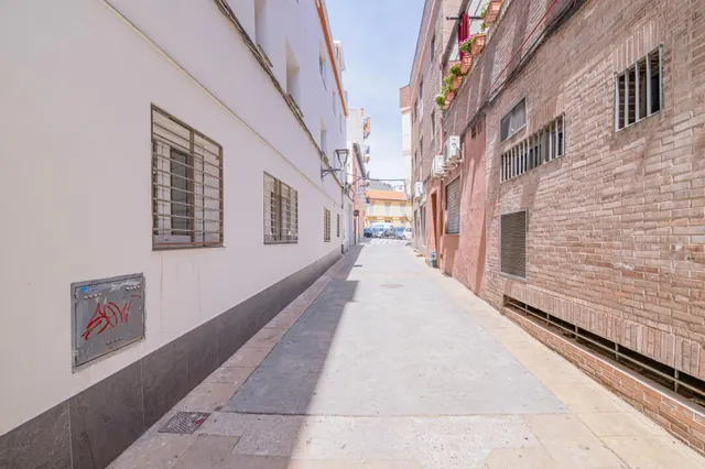 Piso luminoso y funcional en Atarfe, segunda planta exterior — 25
