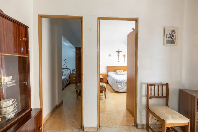 Piso en venta en calle arabial – Granada | — 27